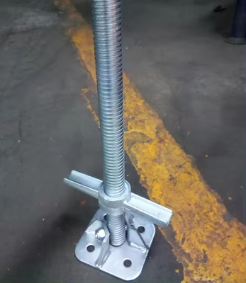 Accesorios de encofrado de rodamientos de trabajo pesado andamios de nivelación giratoria de tornillos