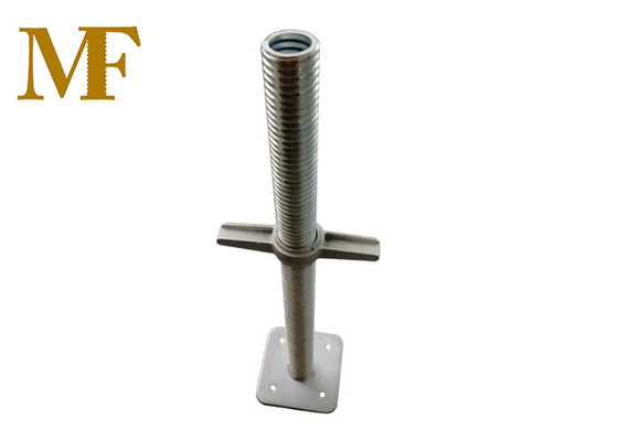 Jack de tornillo de andamios galvanizado por inmersión en caliente Compatible con varios sistemas de andamios