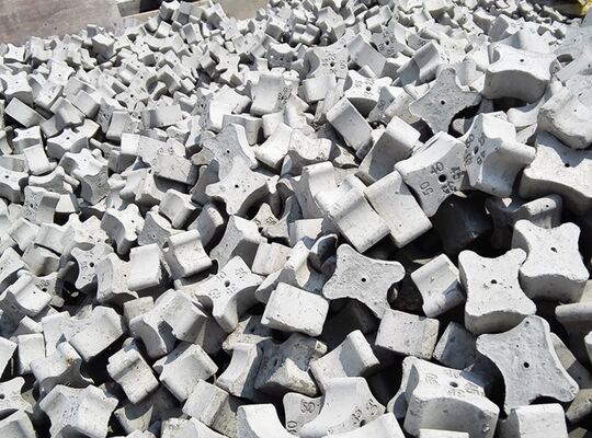 Separadores de cemento para concreto Bloque de recubrimiento de concreto para vigas y columnas de construcción
