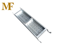 BS1139 galvanizó la plataforma de acero de las prolongaciones del andén con el tablón del metal del andamio de los ganchos